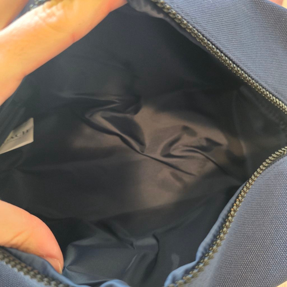 Coach Blue Fragrance Cosmetic Bag NWOT - Picture 7 of 7
